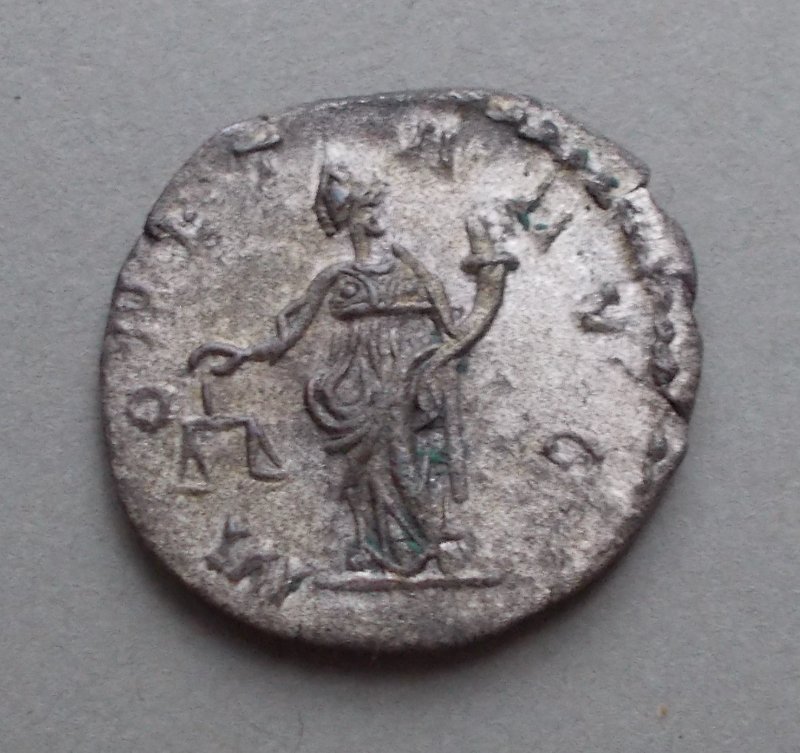 Postumus-Antoninianus-Trio